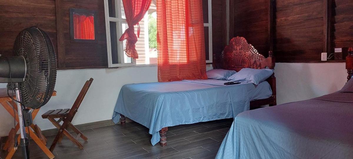 Posada Tzeltal Arroyo Agua Azul Buitenkant foto
