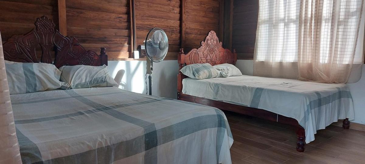 Posada Tzeltal Arroyo Agua Azul Buitenkant foto